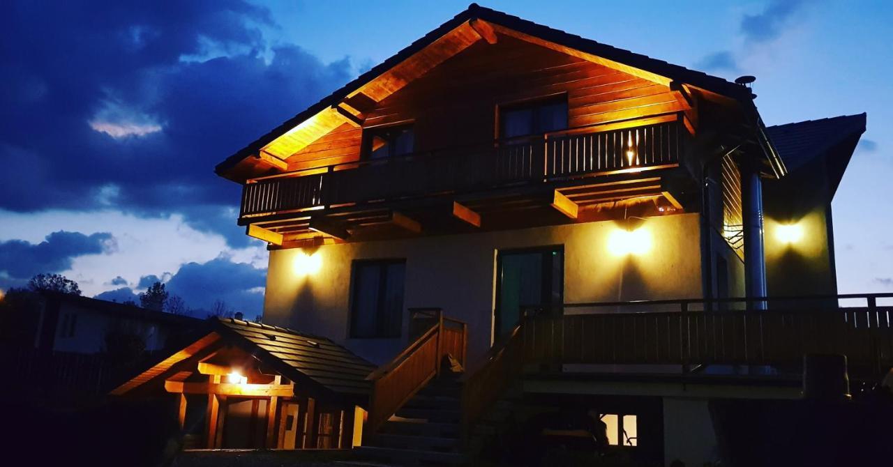 Villa Swiss Săcele Exterior foto